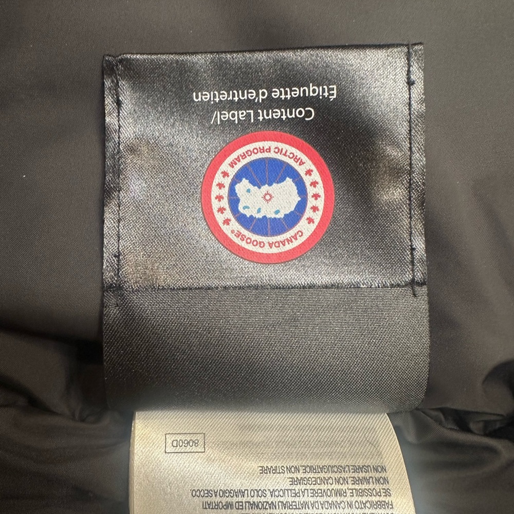 Canada Goose Black Arctic Program Jacket - Picture 10 of 16